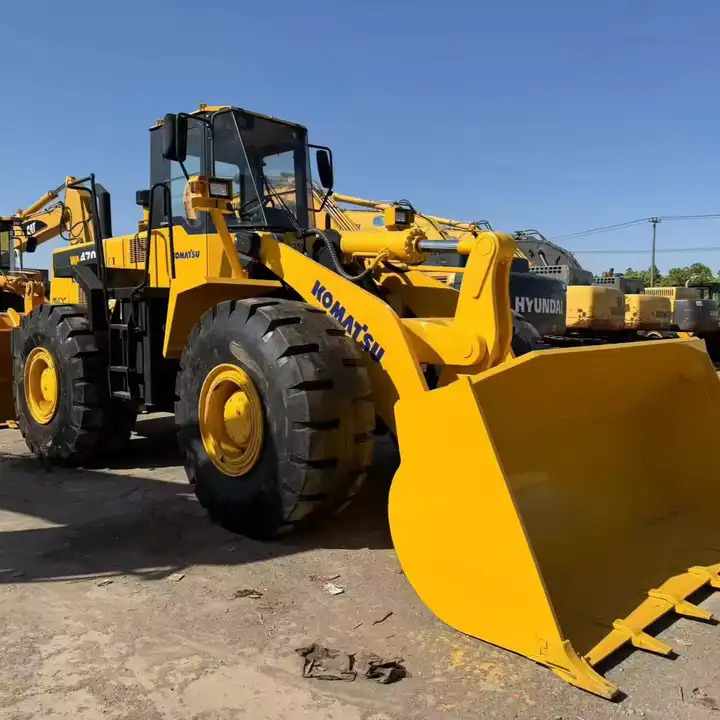 High Quality Used 7 Ton Heavy Front Loader Komatsu Wa470 Good Price Japan Made Tire Loader - Колёсный погрузчик: фото 1 High Quality Used 7 Ton Heavy Front Loader Komatsu Wa470 Good Price Japan Made Tire Loader - Колёсный погрузчик: фото 1