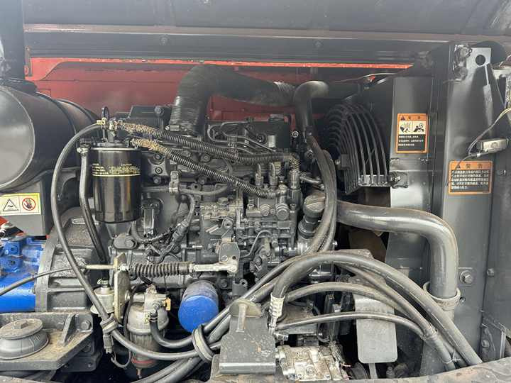 Hot Sale Used Doosan DX75-9C Excavator Doosan 7.5 Ton Crawler Digger Original Equipment - Гусеничный экскаватор: фото 3 Hot Sale Used Doosan DX75-9C Excavator Doosan 7.5 Ton Crawler Digger Original Equipment - Гусеничный экскаватор: фото 3