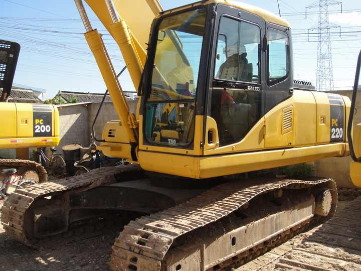 Hot Sell Komatsu PC220 Buy Komatsu PC220 Kamatsu Excavator PC220 Price New Komatsu PC220 Pc200 Pc240 Excavator - Экскаватор: фото 3 Hot Sell Komatsu PC220 Buy Komatsu PC220 Kamatsu Excavator PC220 Price New Komatsu PC220 Pc200 Pc240 Excavator - Экскаватор: фото 3
