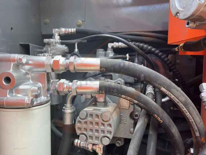 Hot sale Used Hitachi ZX120 digger medium size Excavator second hand excavator - Гусеничный экскаватор: фото 5 Hot sale Used Hitachi ZX120 digger medium size Excavator second hand excavator - Гусеничный экскаватор: фото 5