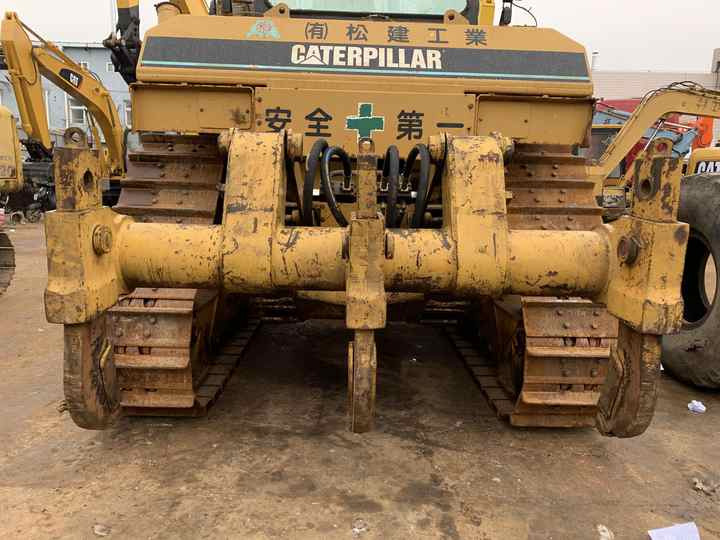 Japan Imported Caterpillar D7R Bulldozer Japan Original Cat D7G D7R D9n D8r Used Bulldozers - Бульдозер: фото 2 Japan Imported Caterpillar D7R Bulldozer Japan Original Cat D7G D7R D9n D8r Used Bulldozers - Бульдозер: фото 2