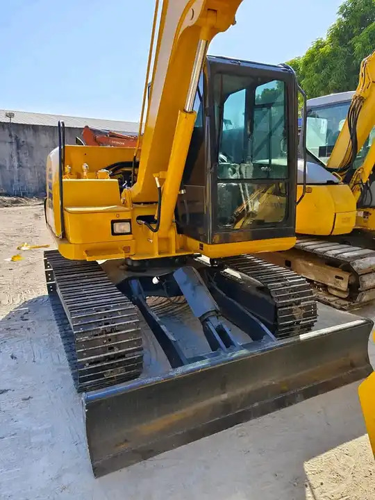 Japan Second Hand Used Hydraulic Crawler Excavator PC55 PC60 PC35 PC120 Digger Komatsu PC60-7 Excavator - Экскаватор: фото 5 Japan Second Hand Used Hydraulic Crawler Excavator PC55 PC60 PC35 PC120 Digger Komatsu PC60-7 Excavator - Экскаватор: фото 5
