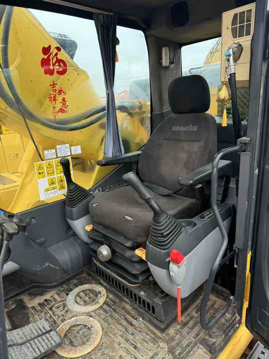 Original Japan Used komatsu Pc700 Mining Excavators PC700LC-8E0 Hevay Duty Mining Excavator - Экскаватор: фото 4 Original Japan Used komatsu Pc700 Mining Excavators PC700LC-8E0 Hevay Duty Mining Excavator - Экскаватор: фото 4