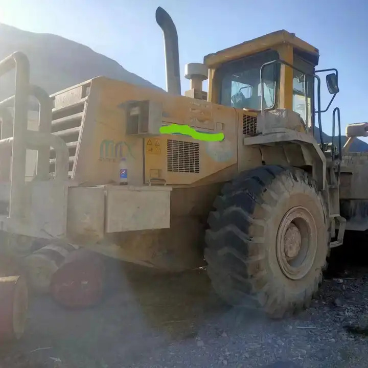 Колёсный погрузчик Popular Low Price Second Hand Soil Load 7ton Komatsu Wa470-3 Wheel Front Loader Used Wa470-3 with good working condition: фото 1