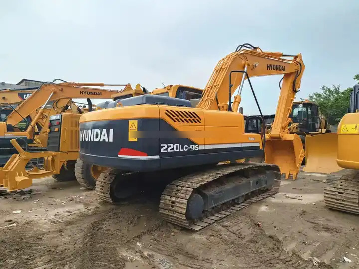 Second hand Crawler Original Hyundai Excavator R220L VS-9S 220LC 215LC for Sale Used Hyundai Excavator Hyundai - Гусеничный экскаватор: фото 5 Second hand Crawler Original Hyundai Excavator R220L VS-9S 220LC 215LC for Sale Used Hyundai Excavator Hyundai - Гусеничный экскаватор: фото 5