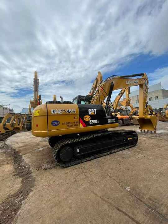 Used CAT second hand Caterpillar 320 320B 320C 320D Excavator Excavadoras de segunda mano - Экскаватор: фото 5 Used CAT second hand Caterpillar 320 320B 320C 320D Excavator Excavadoras de segunda mano - Экскаватор: фото 5