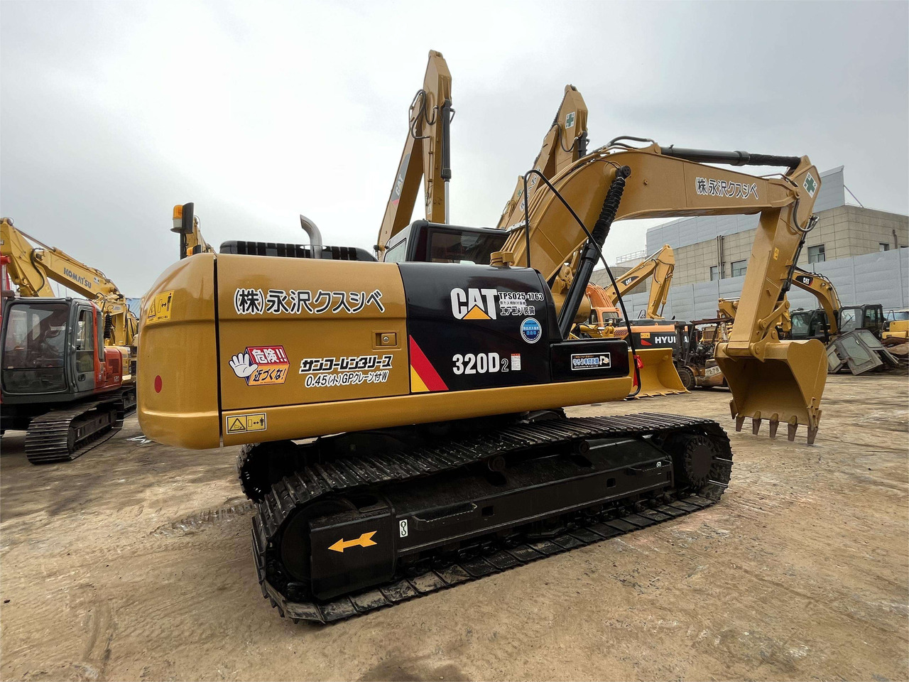 Used Cat Excavator CAT 320D High Quality Japan Used Construction Machine 20ton Excavator cat320d for sale - Экскаватор: фото 3 Used Cat Excavator CAT 320D High Quality Japan Used Construction Machine 20ton Excavator cat320d for sale - Экскаватор: фото 3