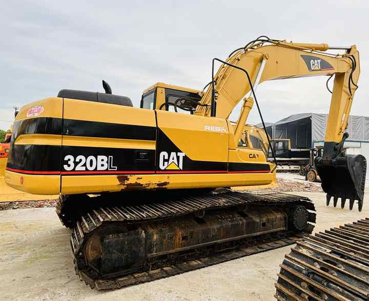 Used Excavator Cat 320bl Best Second Hand Excavator Caterpillar 320 320d 320b For Sale In Shanghai - Гусеничный экскаватор: фото 1 Used Excavator Cat 320bl Best Second Hand Excavator Caterpillar 320 320d 320b For Sale In Shanghai - Гусеничный экскаватор: фото 1