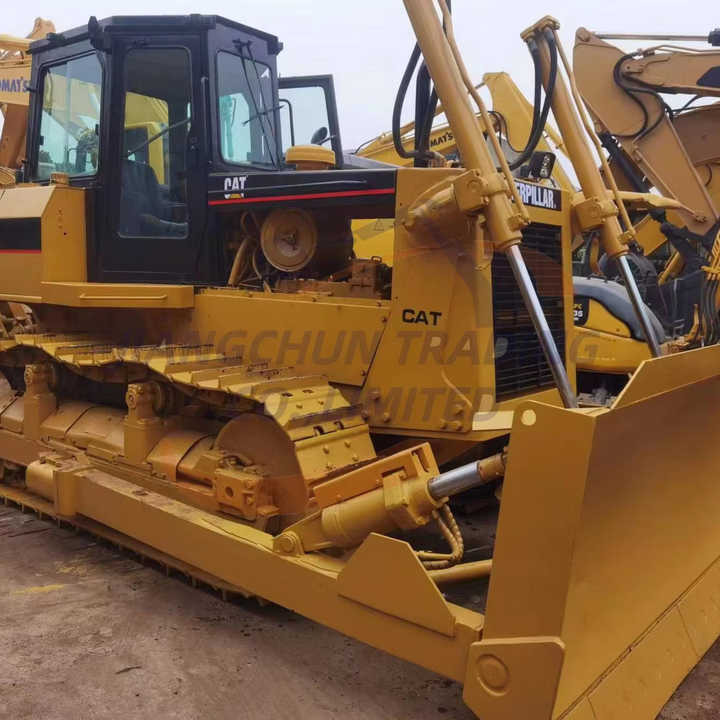 Used Good Condition dozer cat d7g bulldozer Well Maintanced Second hand Caterpillar D7G Crawler Bulldozers D7G D7H D7R - Бульдозер: фото 1 Used Good Condition dozer cat d7g bulldozer Well Maintanced Second hand Caterpillar D7G Crawler Bulldozers D7G D7H D7R - Бульдозер: фото 1