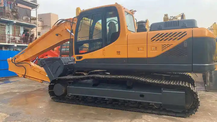 Used Hyundai 225 excavator second hand Korea Hyundai excavator Excavadoras de segunda mano - Экскаватор: фото 3 Used Hyundai 225 excavator second hand Korea Hyundai excavator Excavadoras de segunda mano - Экскаватор: фото 3