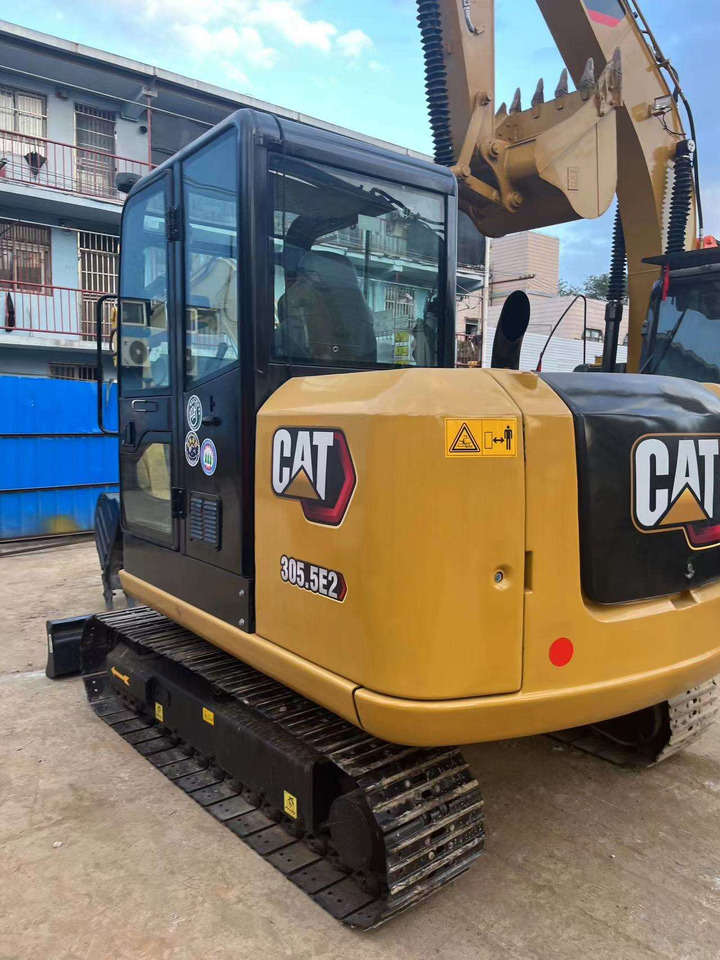 Used construction machine 305.5E2 CAT excavator mini 5 tons excavator in good condition on sale - Гусеничный экскаватор: фото 4 Used construction machine 305.5E2 CAT excavator mini 5 tons excavator in good condition on sale - Гусеничный экскаватор: фото 4