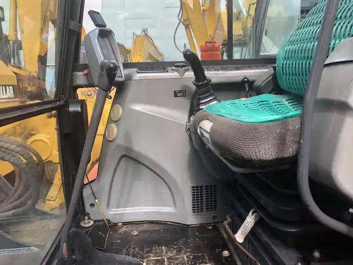 Doosan excavator used dx60 dh60 dx55 dh55 mini excavator 6 ton mini excavator free shipping - Гусеничный экскаватор: фото 5 Doosan excavator used dx60 dh60 dx55 dh55 mini excavator 6 ton mini excavator free shipping - Гусеничный экскаватор: фото 5