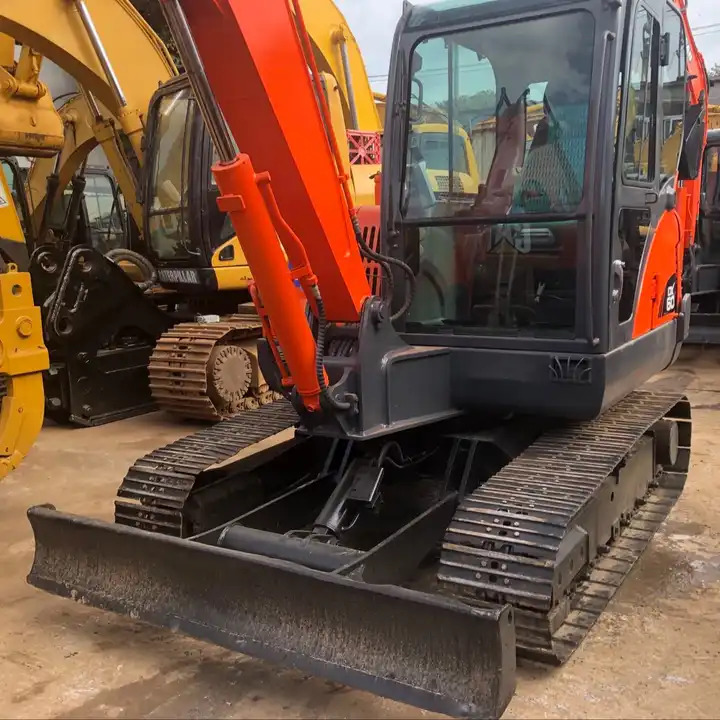 Doosan excavator used dx60 dh60 dx55 dh55 mini excavator 6 ton mini excavator free shipping - Гусеничный экскаватор: фото 1 Doosan excavator used dx60 dh60 dx55 dh55 mini excavator 6 ton mini excavator free shipping - Гусеничный экскаватор: фото 1