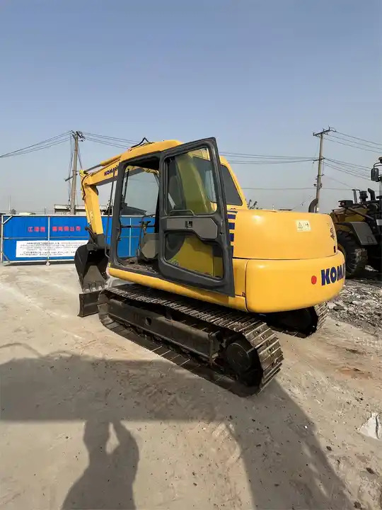 Komatsu used pc60-7 excavator/used 6ton excavator /Komatsu japan pc60-7 mini used excavator for sale Komatsu excavator - Гусеничный экскаватор: фото 3 Komatsu used pc60-7 excavator/used 6ton excavator /Komatsu japan pc60-7 mini used excavator for sale Komatsu excavator - Гусеничный экскаватор: фото 3