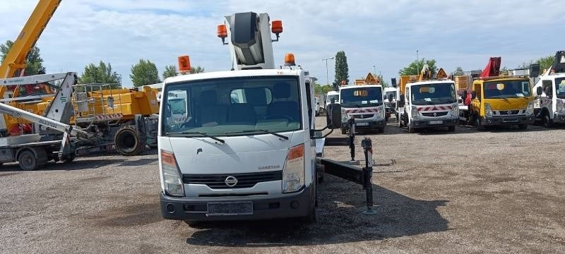 Грузовик с подъемником Nissan Cabstar Palfinger P260B - 25,6 m - 230 kg: фото 9