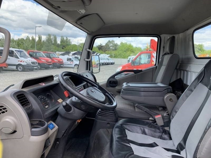 Грузовик с подъемником Nissan Cabstar Palfinger P260B - 25,6 m - 230 kg: фото 9