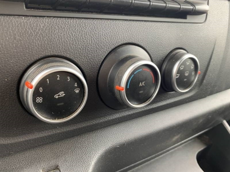 Грузовик с подъемником Renault Master Versalift VTL135 EVO - 13,3 m - 120kg: фото 12 Грузовик с подъемником Renault Master Versalift VTL135 EVO - 13,3 m - 120kg: фото 12