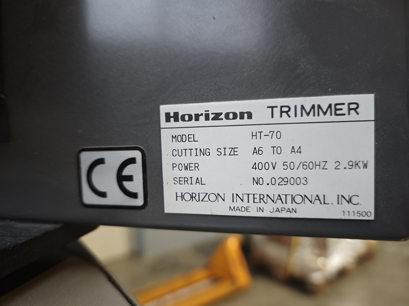 Horizon HT 70 | 1997 - Бумагорезательная машина: фото 3 Horizon HT 70 | 1997 - Бумагорезательная машина: фото 3