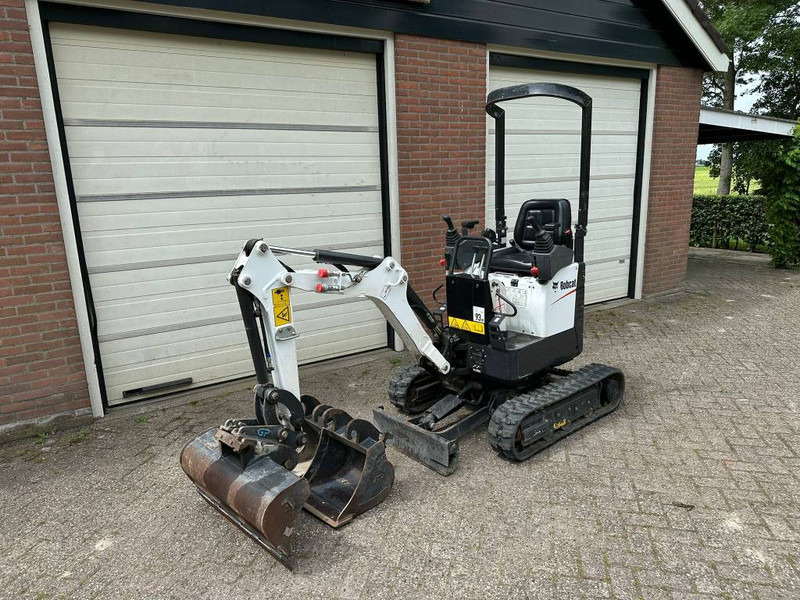 Bobcat E 10z - Мини-экскаватор: фото 2 Bobcat E 10z - Мини-экскаватор: фото 2