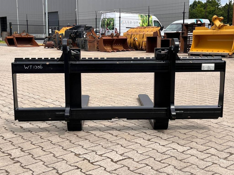 Volvo L60 / 70 / 90 / 110 8 tons Palletforks Palletvorken / Palletgabel - Вилы для Строительной техники: фото 4 Volvo L60 / 70 / 90 / 110 8 tons Palletforks Palletvorken / Palletgabel - Вилы для Строительной техники: фото 4