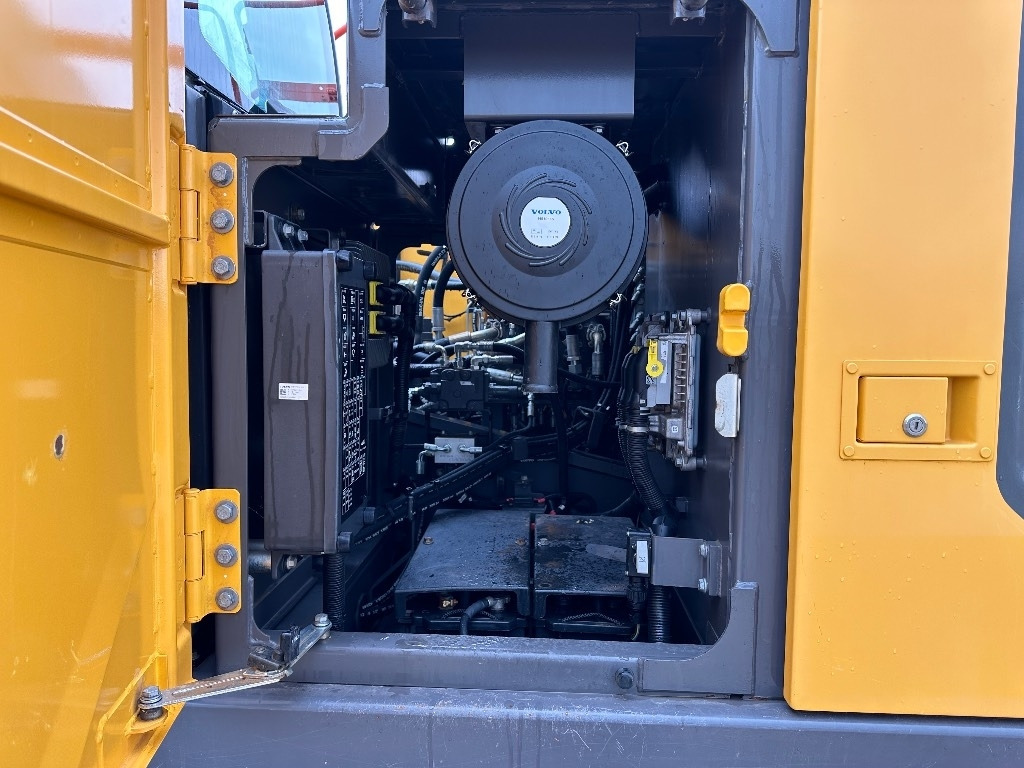 Гусеничный экскаватор Volvo EC 220 EL: фото 13