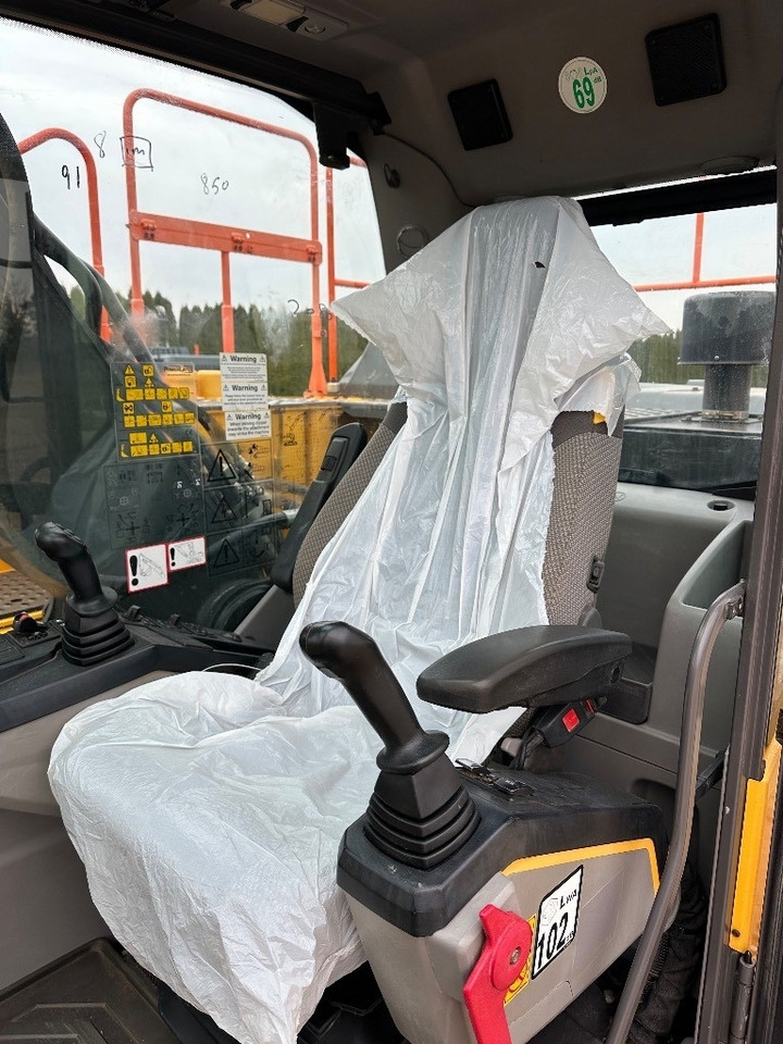 Гусеничный экскаватор Volvo EC 220 EL: фото 27