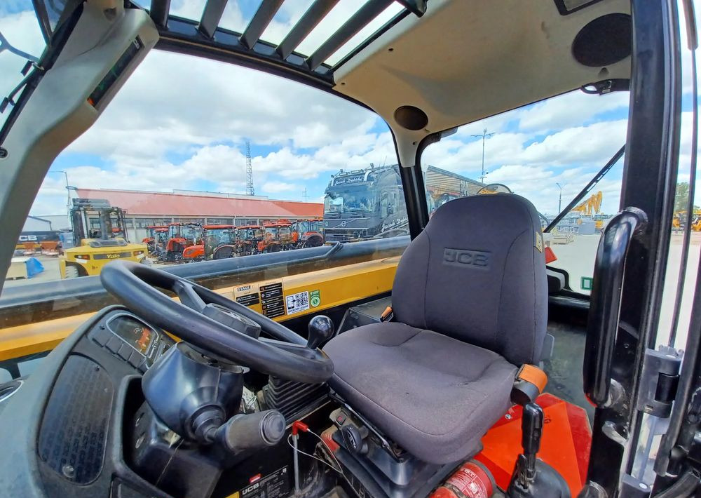 Телескопический погрузчик JCB 535-95: фото 8 Телескопический погрузчик JCB 535-95: фото 8