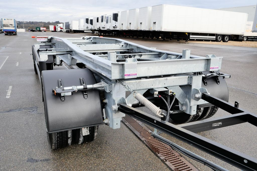 Web-Trailer ARA 18/ DIN 30722 / 5000 - 7000 mm/19,5 VERZINKT - Прицеп мультилифт/ Бункеровоз: фото 3 Web-Trailer ARA 18/ DIN 30722 / 5000 - 7000 mm/19,5 VERZINKT - Прицеп мультилифт/ Бункеровоз: фото 3