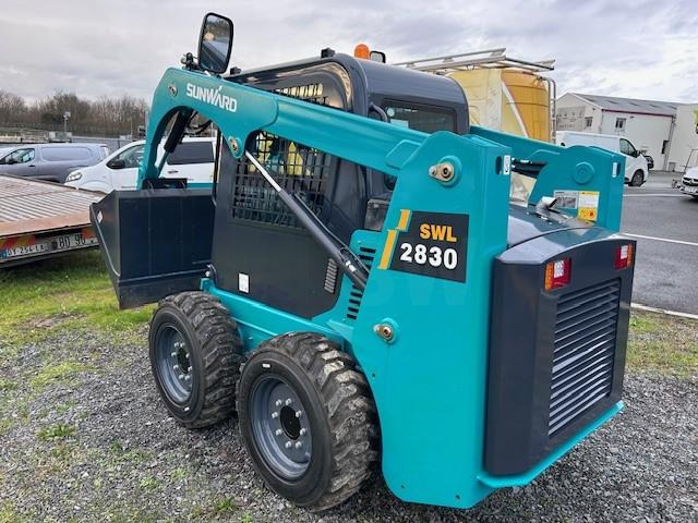 SUNWARD SWL2830 SUNWARD /BOBCAT - Мини-погрузчик с бортовым поворотом: фото 4 SUNWARD SWL2830 SUNWARD /BOBCAT - Мини-погрузчик с бортовым поворотом: фото 4