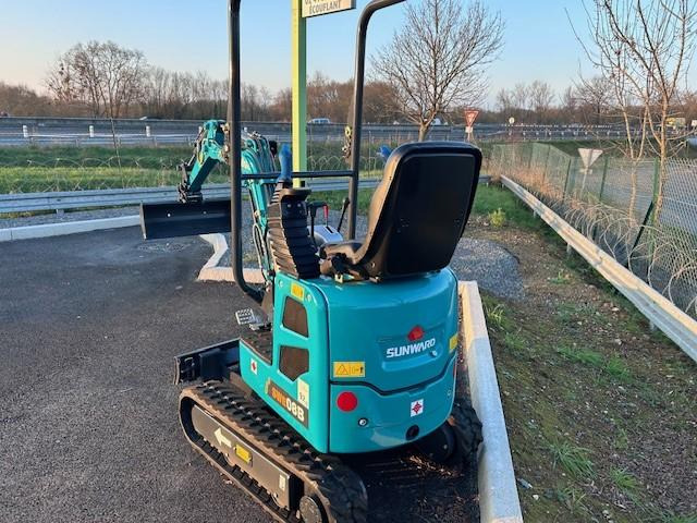 Sunward SWE08 - Мини-экскаватор: фото 2 Sunward SWE08 - Мини-экскаватор: фото 2