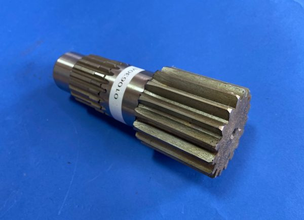 Поворотный редуктор для Строительной техники Wałek obrotu 010630A Komatsu PC05-7 E: фото 1