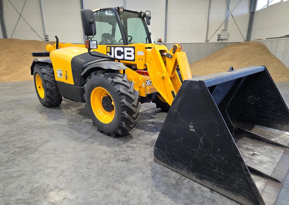 JCB 531/70 - Другая техника: фото 1 JCB 531/70 - Другая техника: фото 1