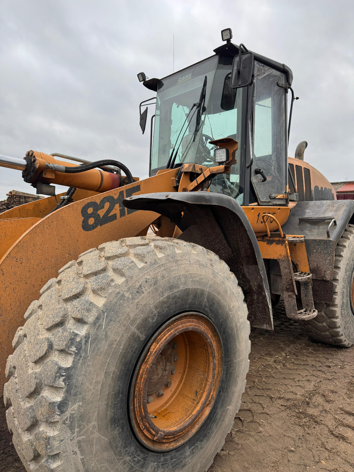 CASE 821E - Колёсный погрузчик: фото 4 CASE 821E - Колёсный погрузчик: фото 4