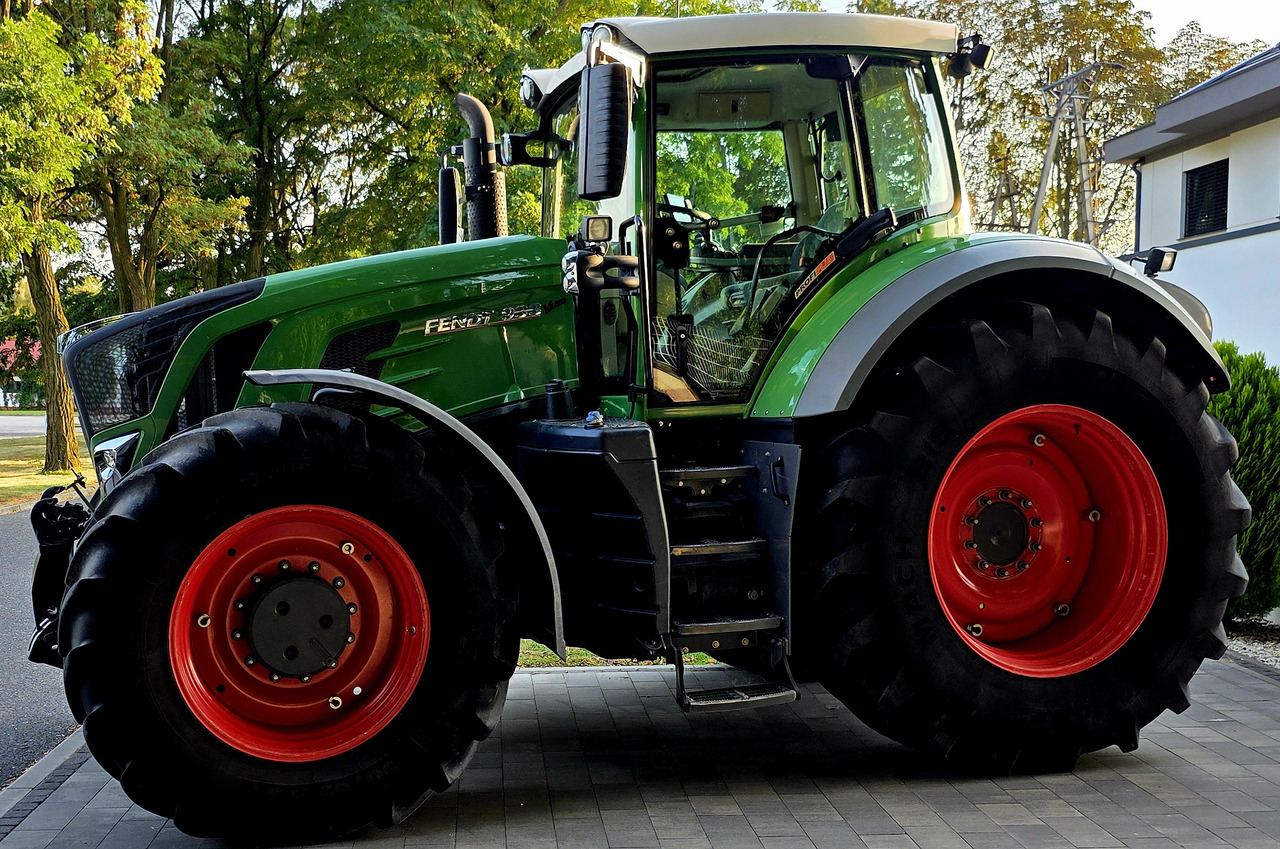 Fendt 933 S4 Profi Plus - Трактор: фото 3 Fendt 933 S4 Profi Plus - Трактор: фото 3