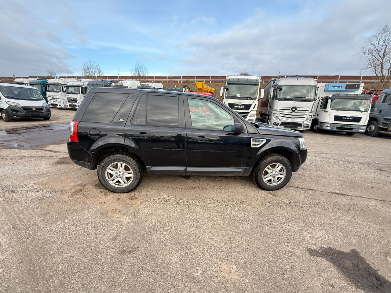 Land Rover Freelander 2 XE Limited Edition Brandschaden - Внедорожник: фото 5 Land Rover Freelander 2 XE Limited Edition Brandschaden - Внедорожник: фото 5