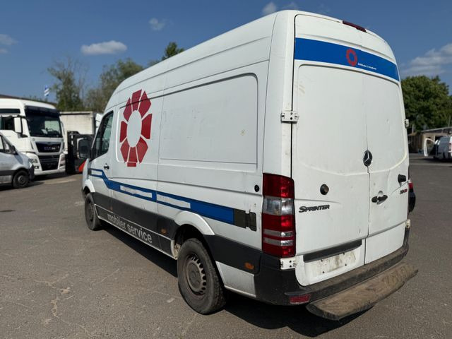Mercedes-Benz Sprinter II Kasten 313 CDI MOTORSCHADEN !!! - Цельнометаллический фургон: фото 5 Mercedes-Benz Sprinter II Kasten 313 CDI MOTORSCHADEN !!! - Цельнометаллический фургон: фото 5