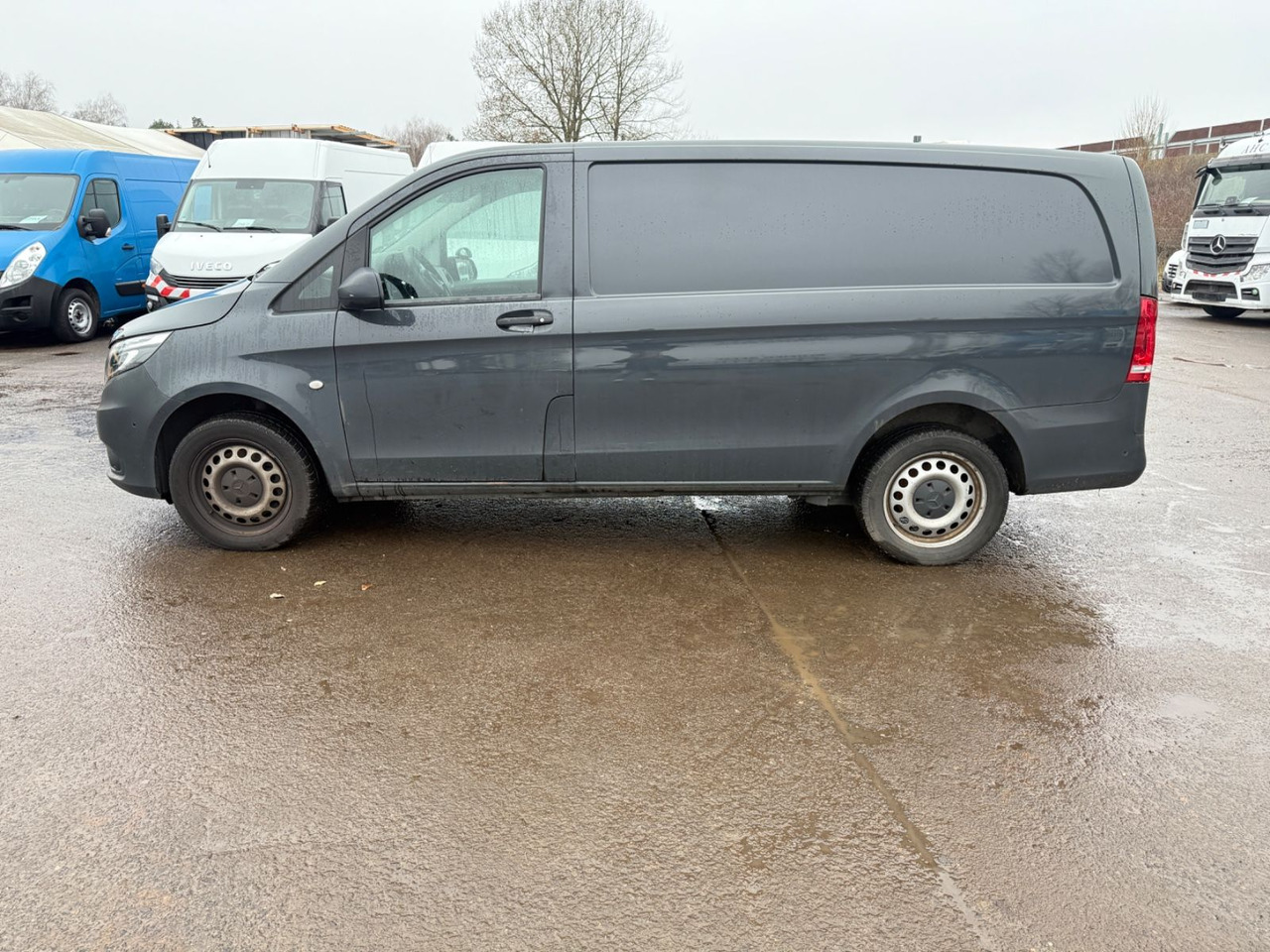 Mercedes-Benz Vito Kasten 119 CDI/BT 4x4 lang MOTORSCHADEN - Пассажирский фургон: фото 3 Mercedes-Benz Vito Kasten 119 CDI/BT 4x4 lang MOTORSCHADEN - Пассажирский фургон: фото 3