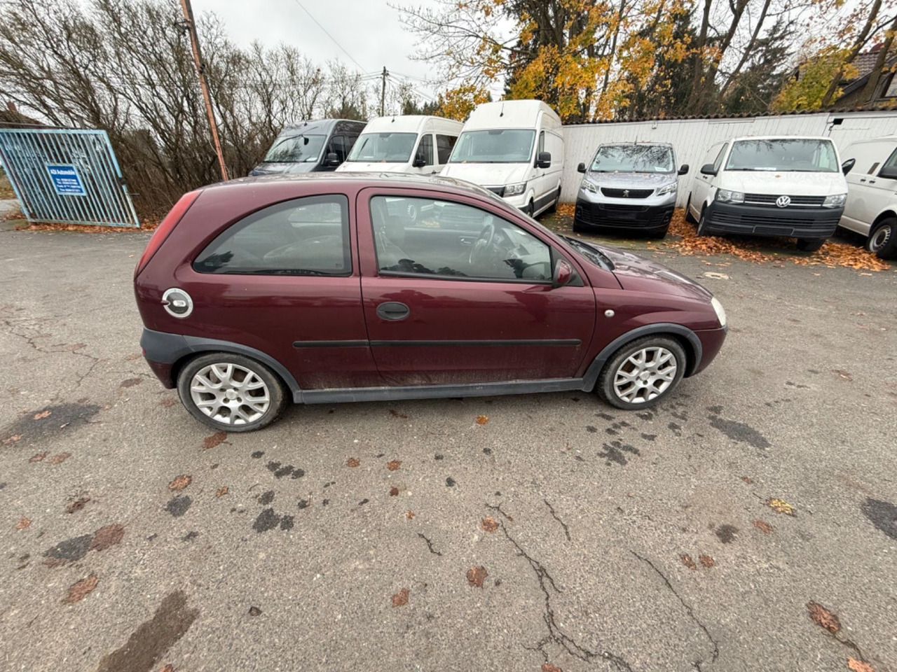 Opel Corsa 1.4 16V Elegance - Седан: фото 3 Opel Corsa 1.4 16V Elegance - Седан: фото 3