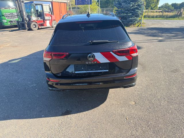 Volkswagen Golf VIII Variant R-Line Wasserschaden - Универсал: фото 4 Volkswagen Golf VIII Variant R-Line Wasserschaden - Универсал: фото 4