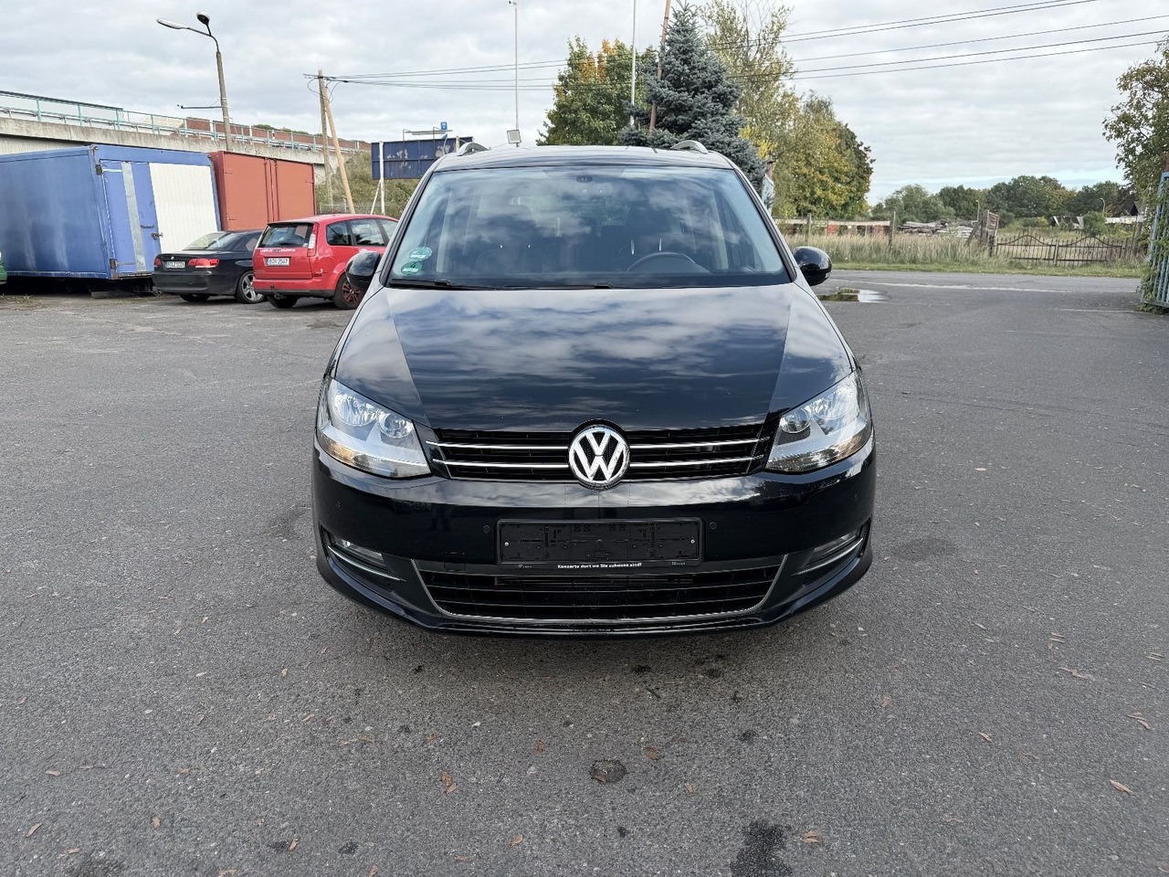 Volkswagen Sharan Highline BMT - Пассажирский фургон: фото 1 Volkswagen Sharan Highline BMT - Пассажирский фургон: фото 1