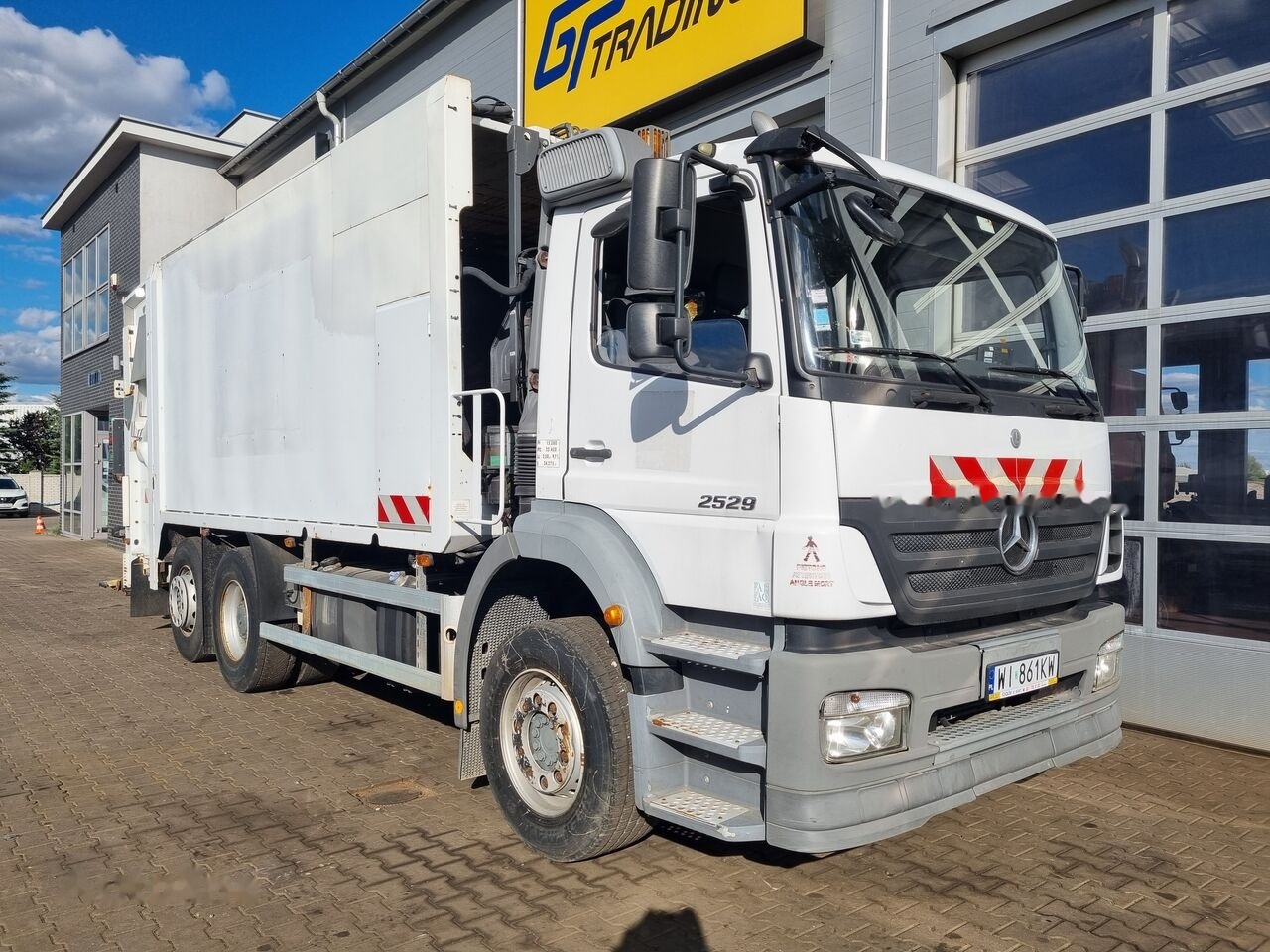 Mercedes-Benz Axor 2529 - Мусоровоз: фото 3 Mercedes-Benz Axor 2529 - Мусоровоз: фото 3