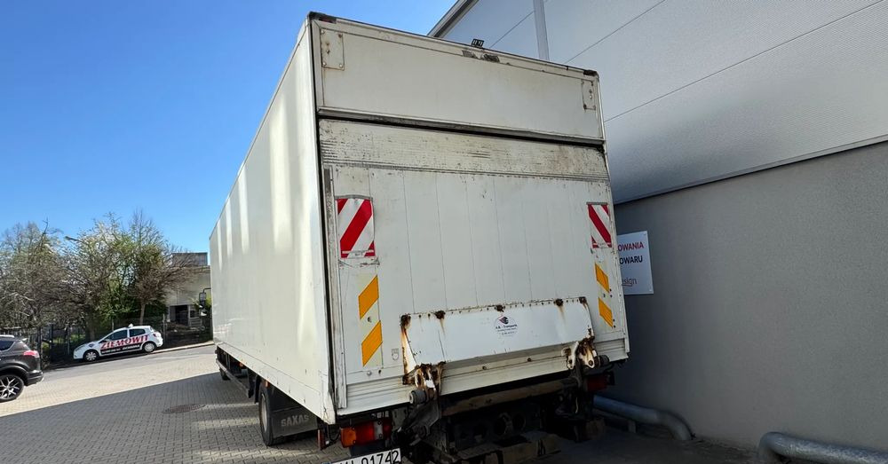 MAN TGL 12.250 4x2BL - Грузовик с закрытым кузовом: фото 4 MAN TGL 12.250 4x2BL - Грузовик с закрытым кузовом: фото 4