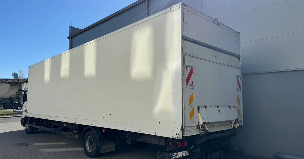 MAN TGL 12.250 4x2BL - Грузовик с закрытым кузовом: фото 3 MAN TGL 12.250 4x2BL - Грузовик с закрытым кузовом: фото 3