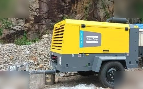 ATLAS COPCO 300 CFM - Воздушный компрессор: фото 1 ATLAS COPCO 300 CFM - Воздушный компрессор: фото 1