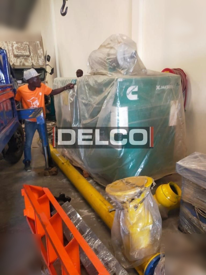 CUMMINS 750 KVA - Электрогенератор: фото 5 CUMMINS 750 KVA - Электрогенератор: фото 5