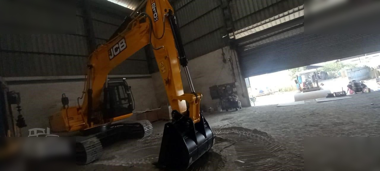 Новый Гусеничный экскаватор JCB JS210 LC: фото 8