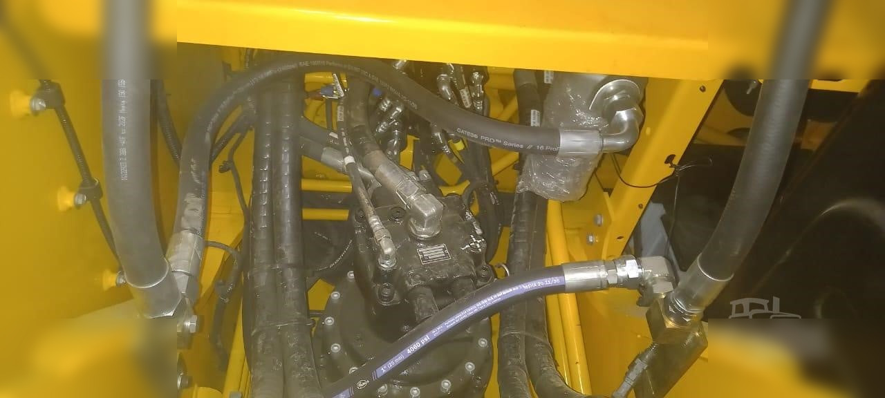 JCB JS210 LC в лизинг JCB JS210 LC: фото 11