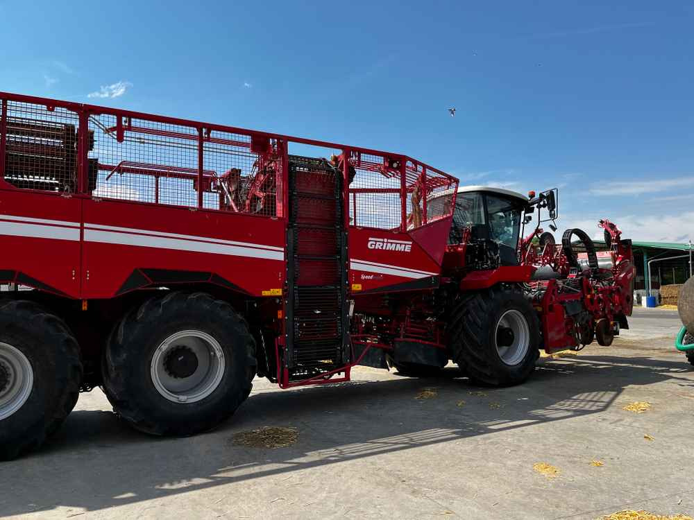 Grimme REXOR 6300 Platinum - Техника для обработки почвы: фото 1 Grimme REXOR 6300 Platinum - Техника для обработки почвы: фото 1