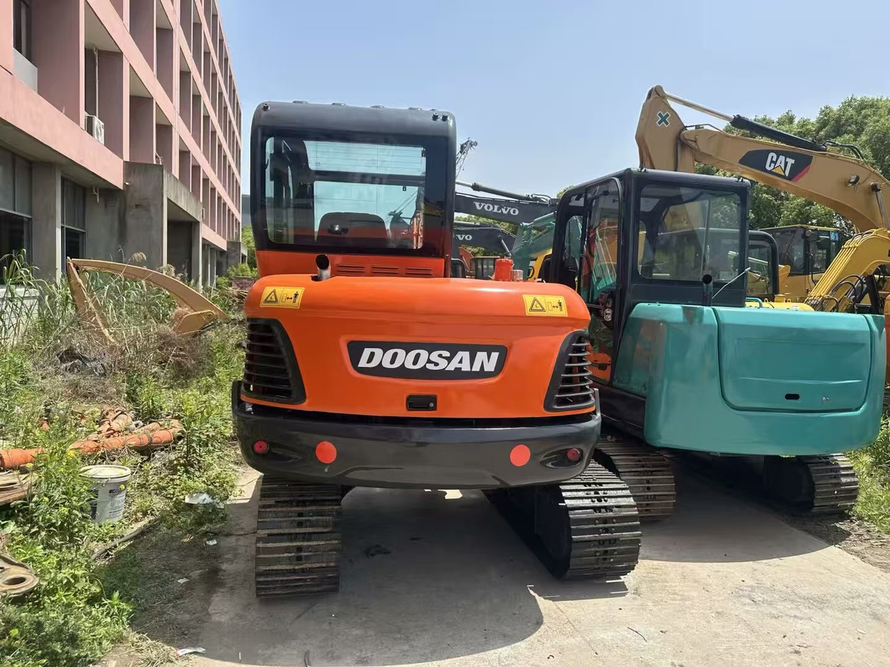 Doosan DX60 - Мини-экскаватор: фото 5 Doosan DX60 - Мини-экскаватор: фото 5