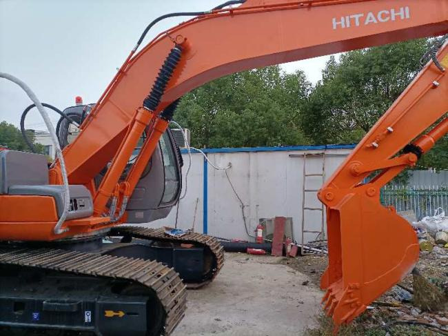 Hitachi zaxis 200 - Гусеничный экскаватор: фото 3 Hitachi zaxis 200 - Гусеничный экскаватор: фото 3
